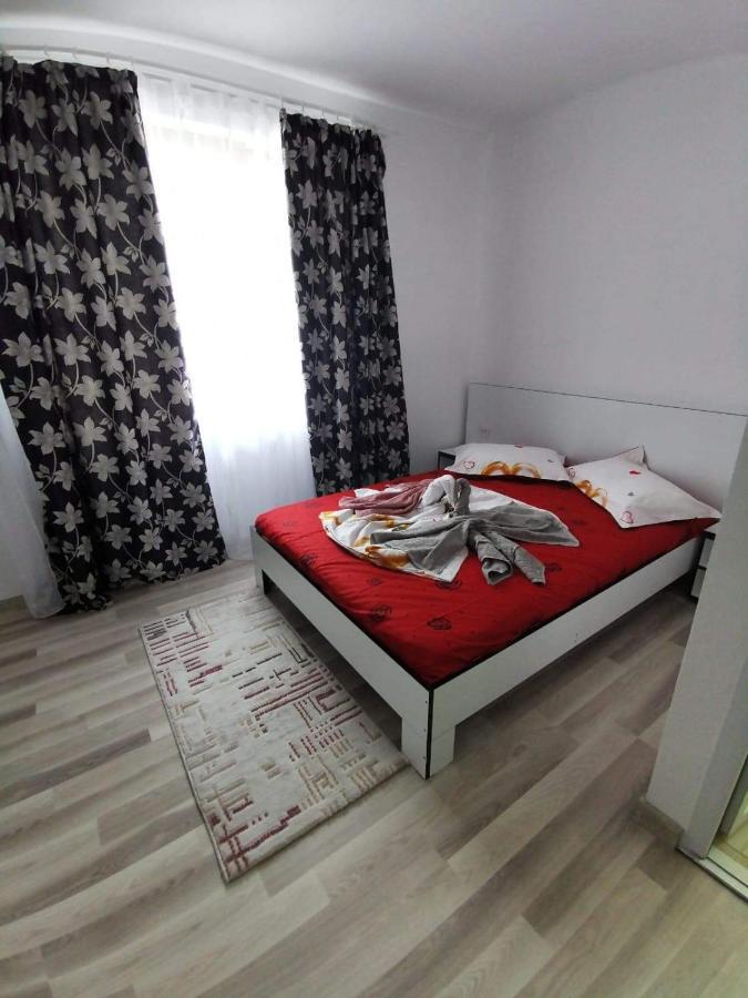 Casa De Vacanta Maga Dubova Eksteriør billede