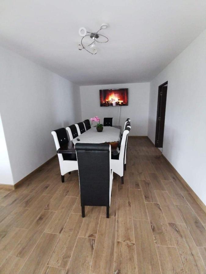 Casa De Vacanta Maga Dubova Eksteriør billede