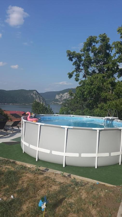 Casa De Vacanta Maga Dubova Eksteriør billede